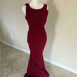 Elegant Burgundy Evening Gown